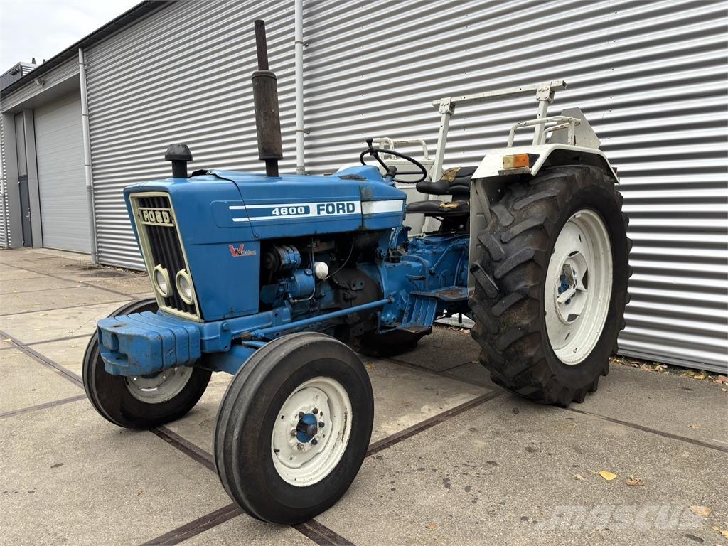 Ford 4600 Traktorok