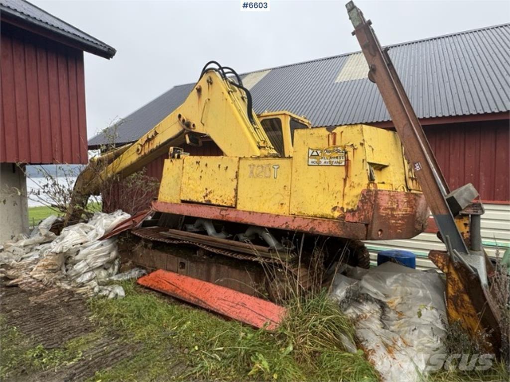 Brøyt X20T Lánctalpas kotrók