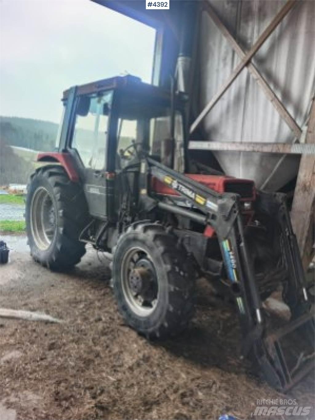 CASE 885XL Traktorok