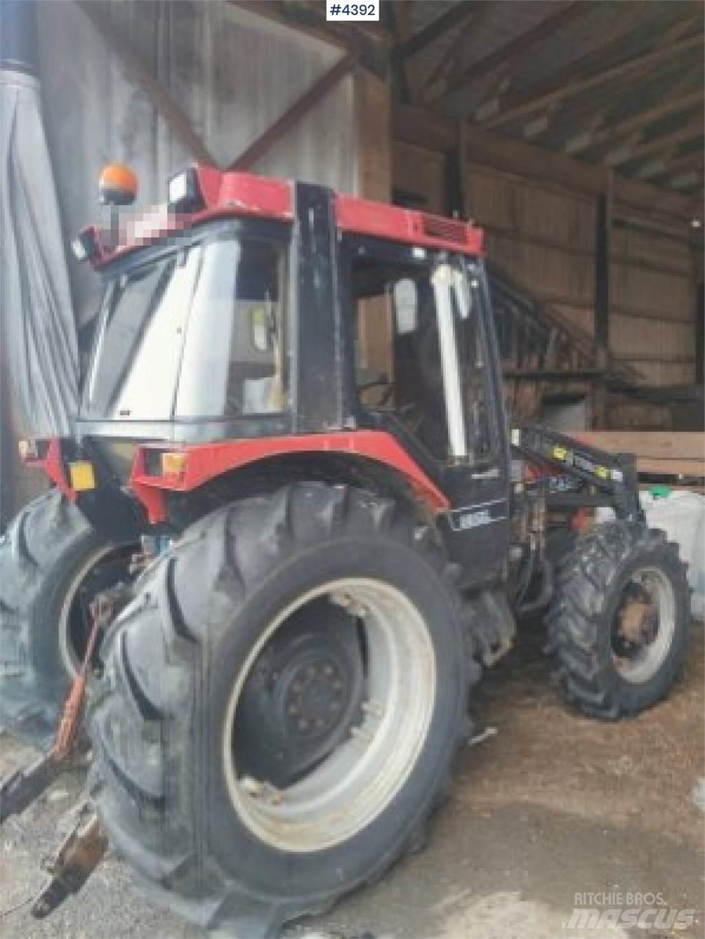 CASE 885XL Traktorok