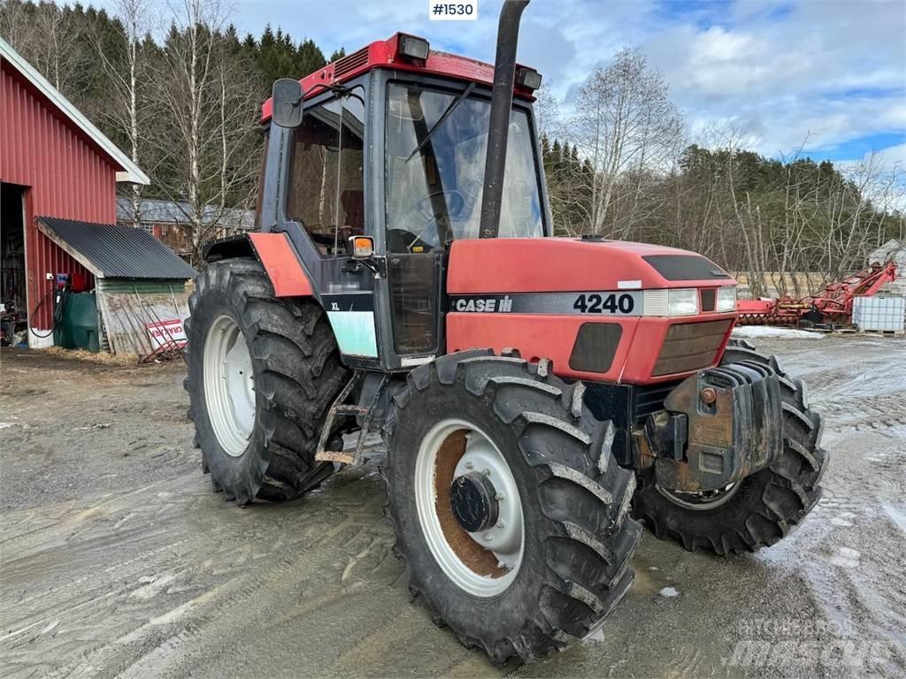 CASE IH 4240 XL Traktorok