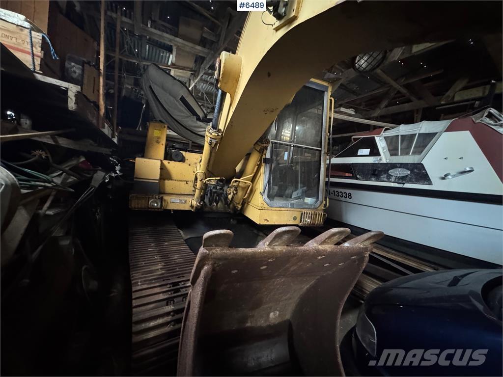 CAT 205 LC Lánctalpas kotrók