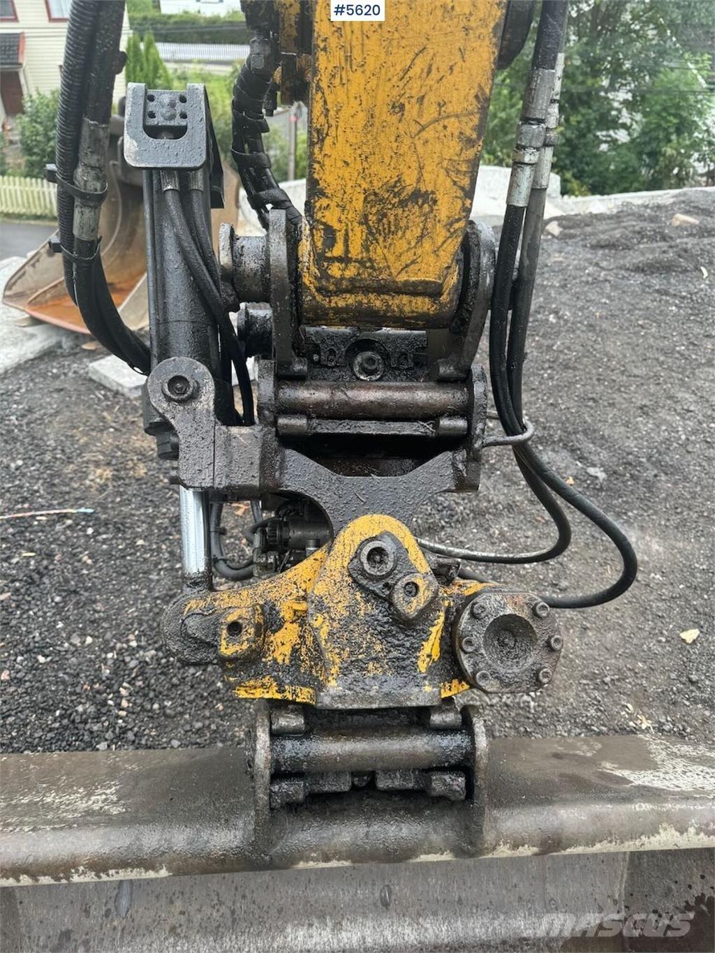 CAT 305 CR Lánctalpas kotrók
