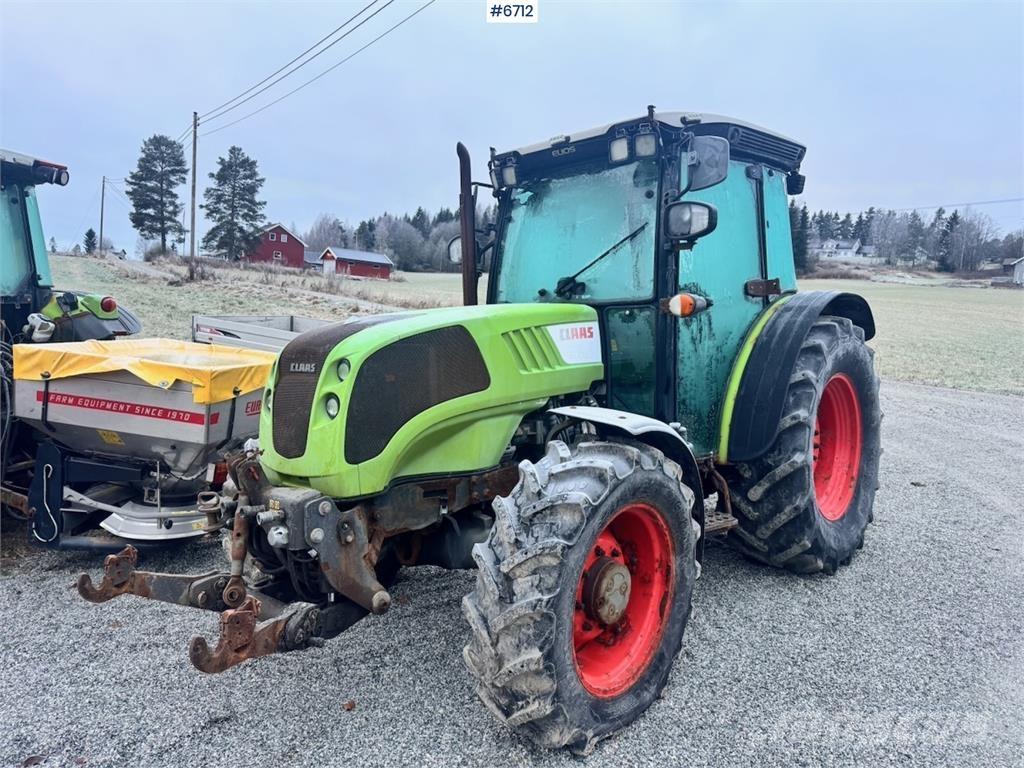CLAAS 220 Traktorok