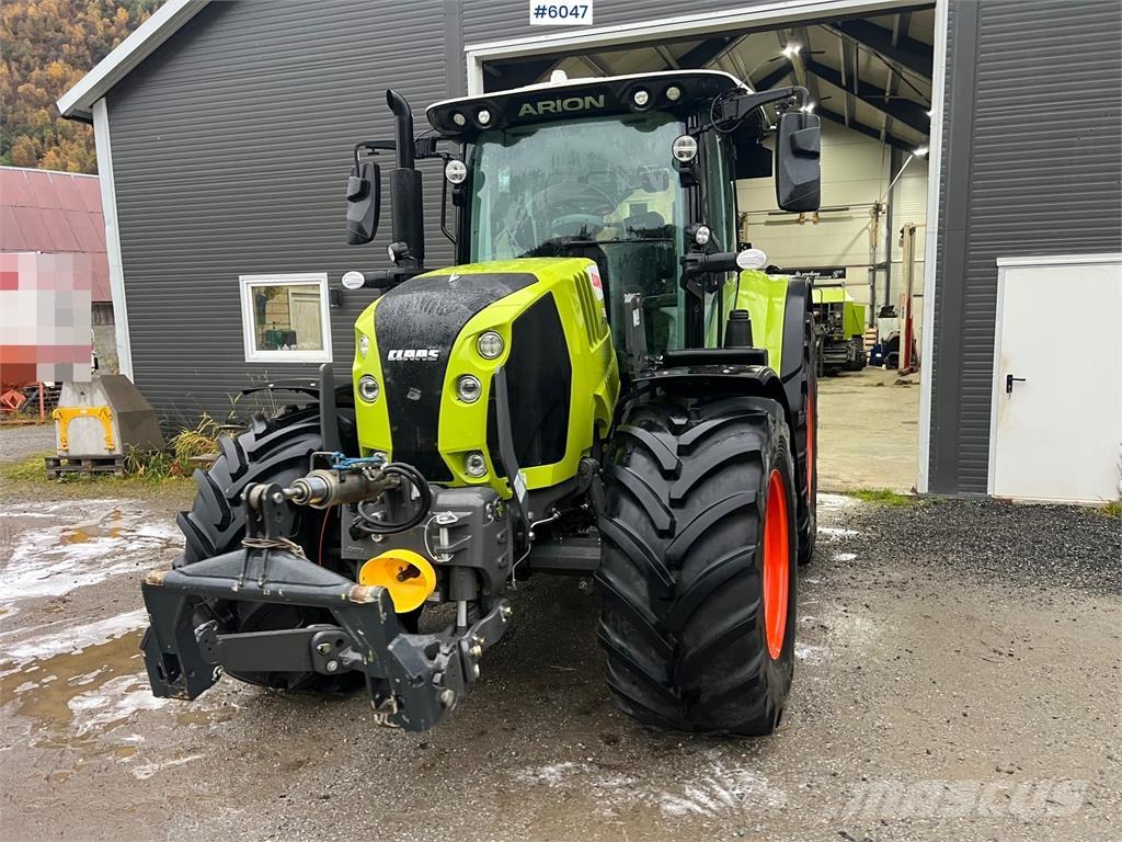 CLAAS 550 Traktorok