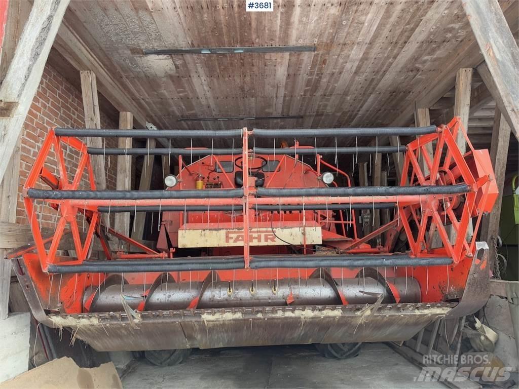 Deutz Fahr M900 Kombájnok