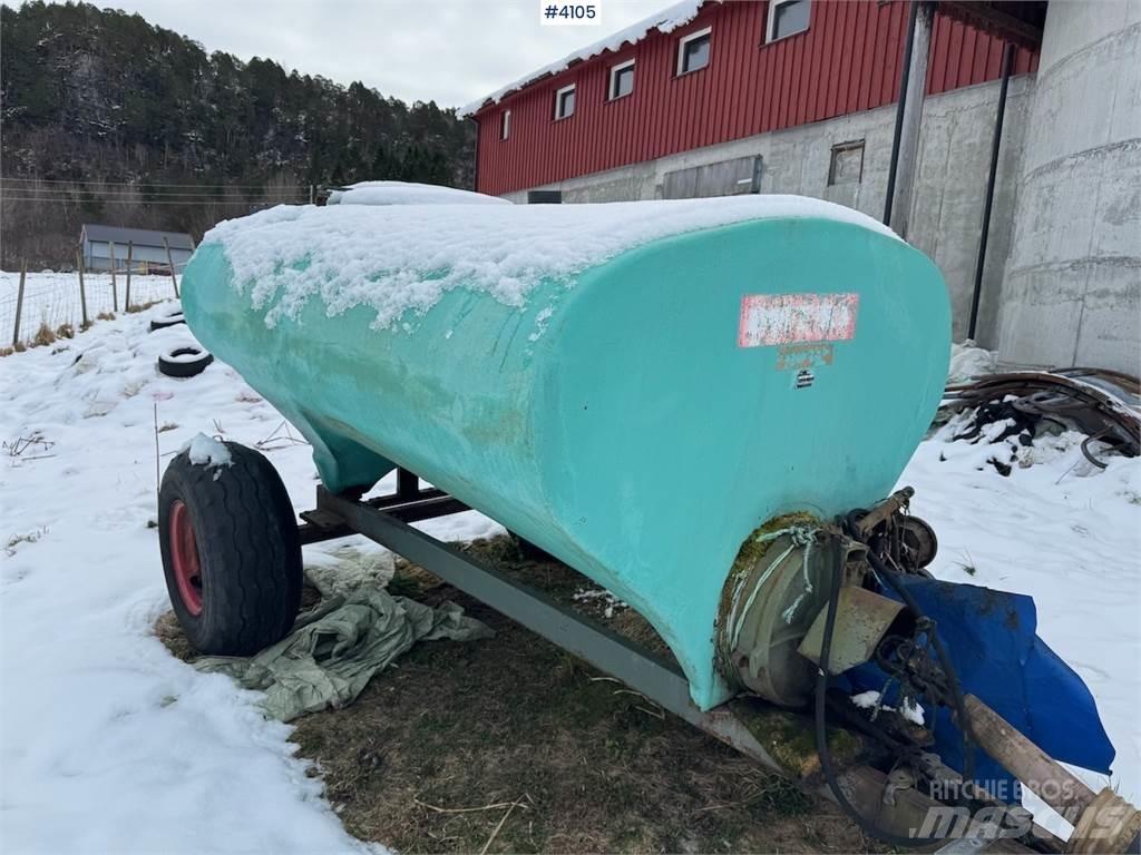  DOFF X3 3200L Poranyag tartályos