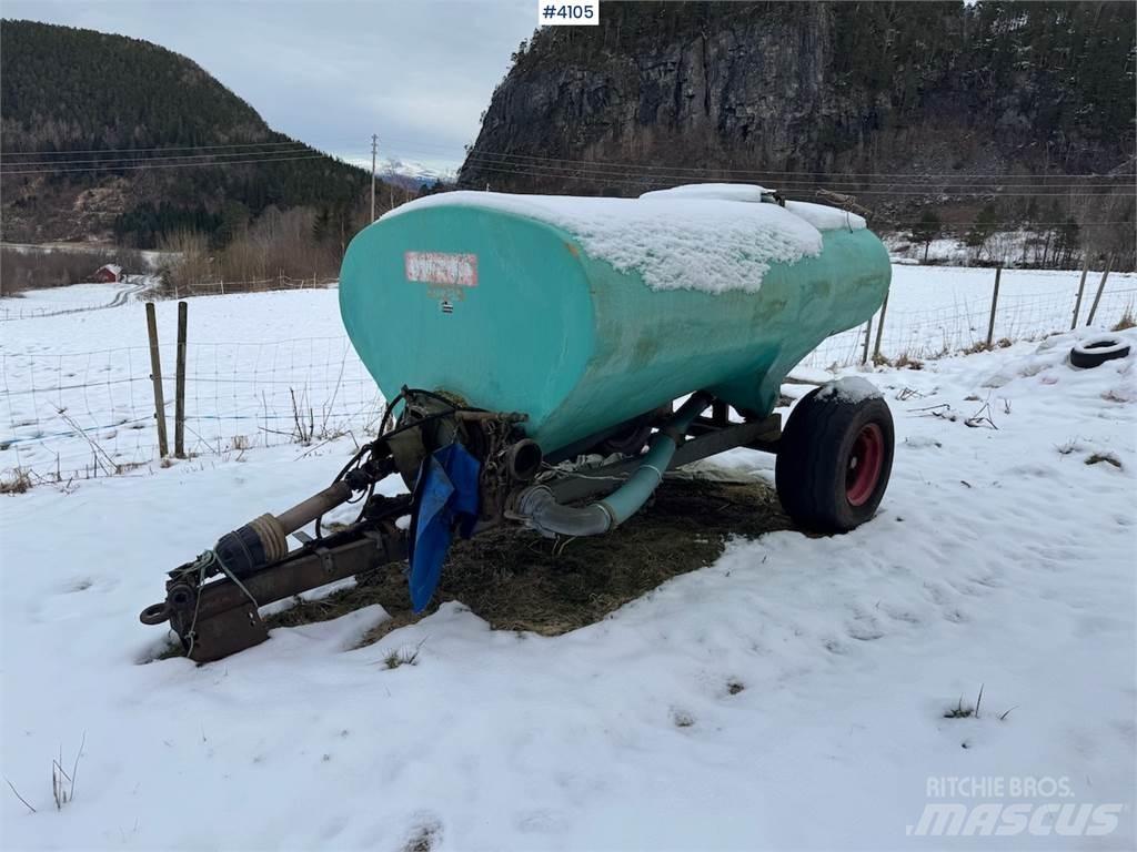  DOFF X3 3200L Poranyag tartályos