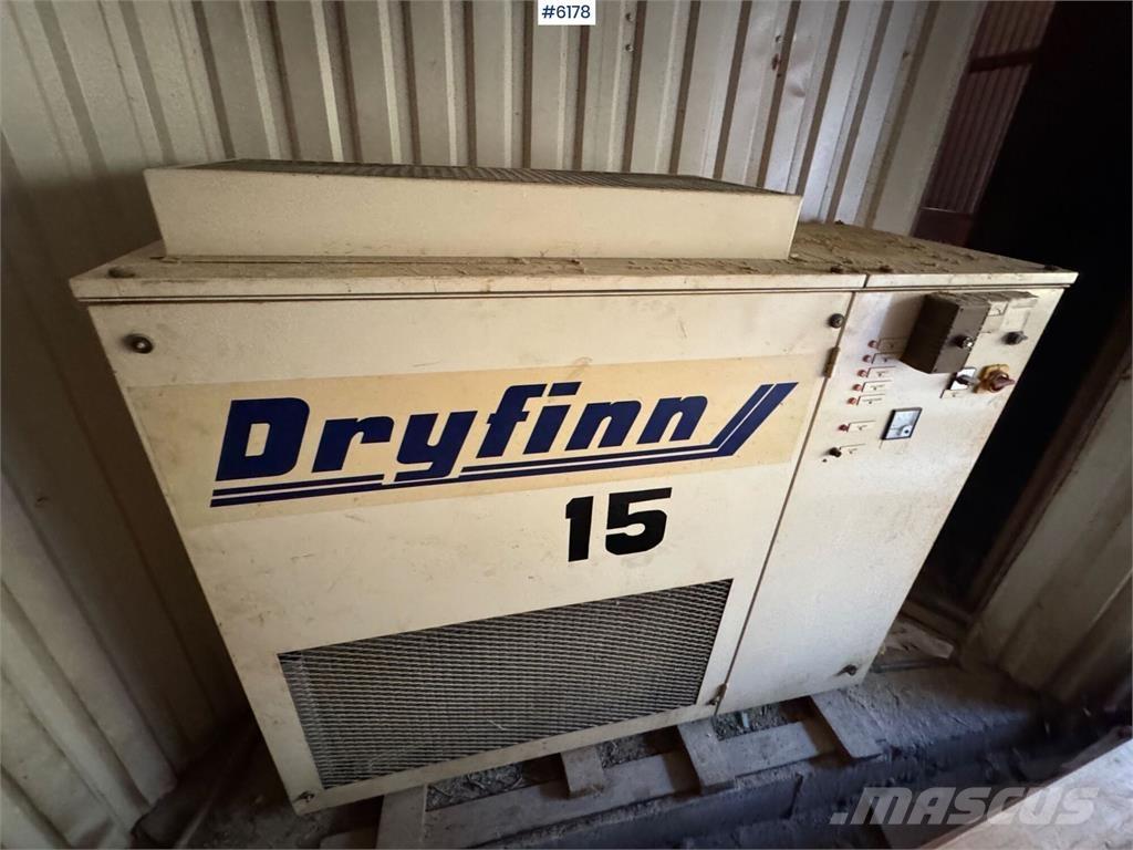 Dryfinn 15 Egyéb alkatrészek