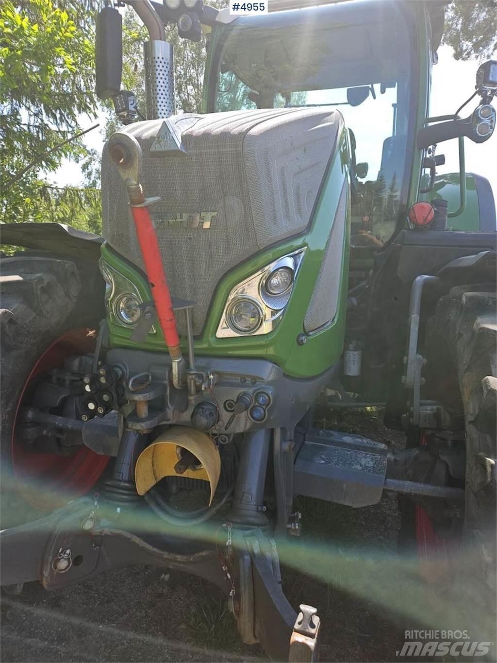 Fendt 724 Vario Traktorok
