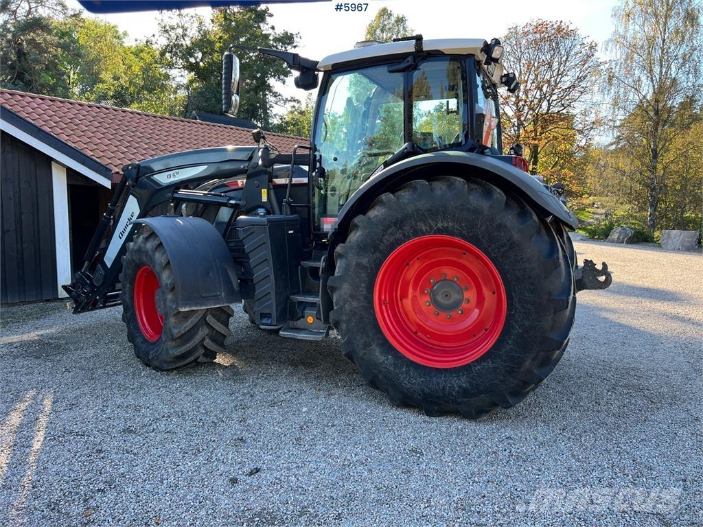 Fendt 724 Vario Traktorok