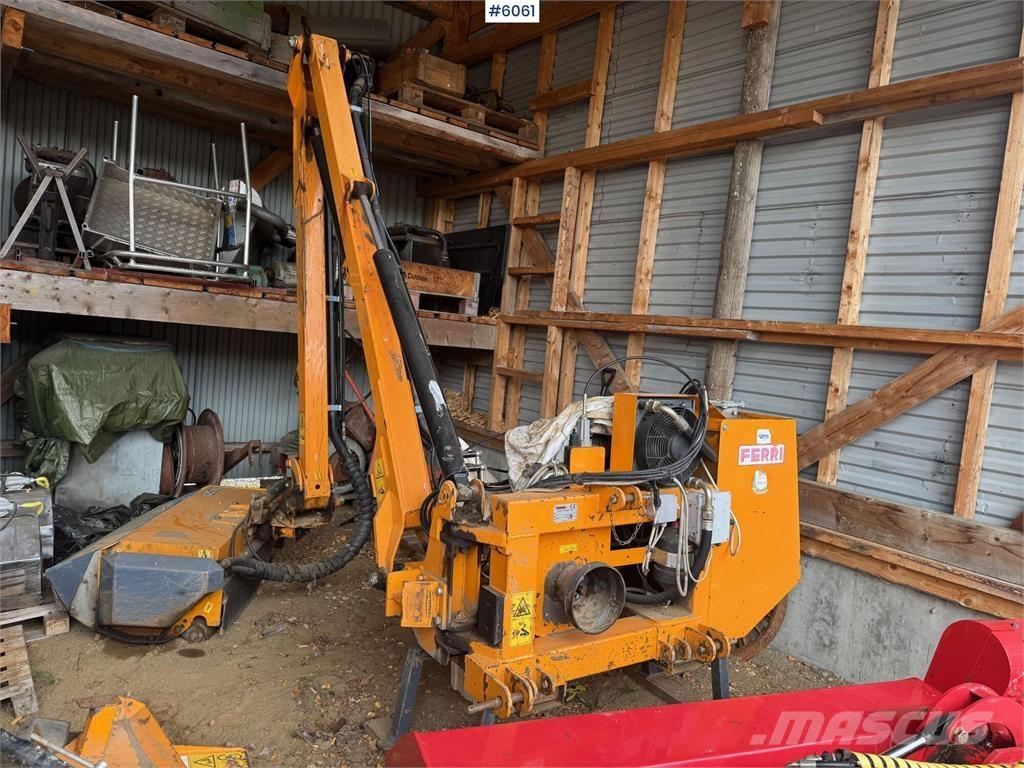  Ferry Beitepusser Egyéb betakarító felszerelések