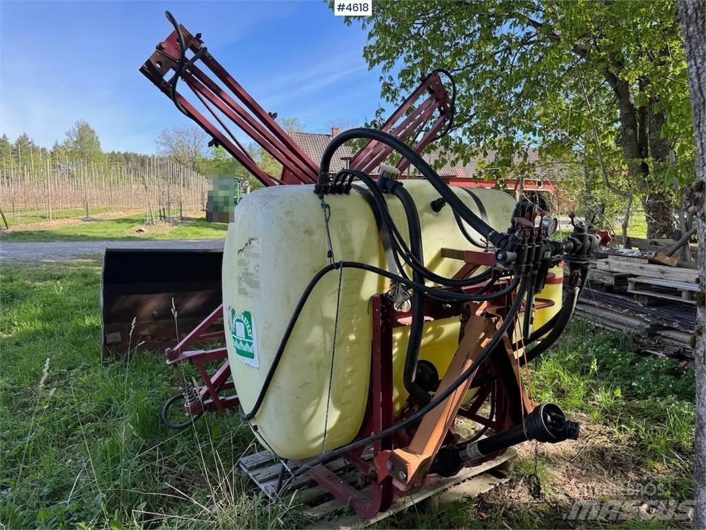 Hardi NK 800 Vontatott trágyaszórók
