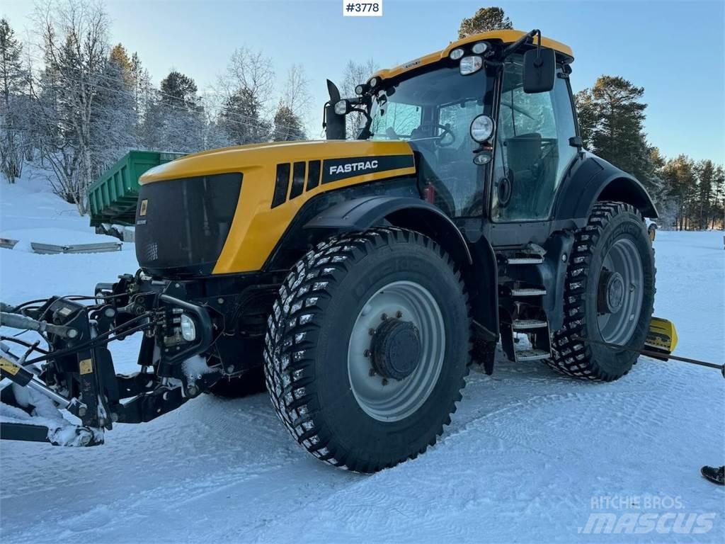 JCB Fastrac 8250 Traktorok