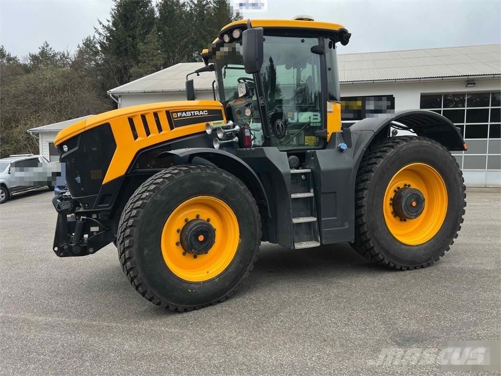 JCB Fastrac 8330 Traktorok
