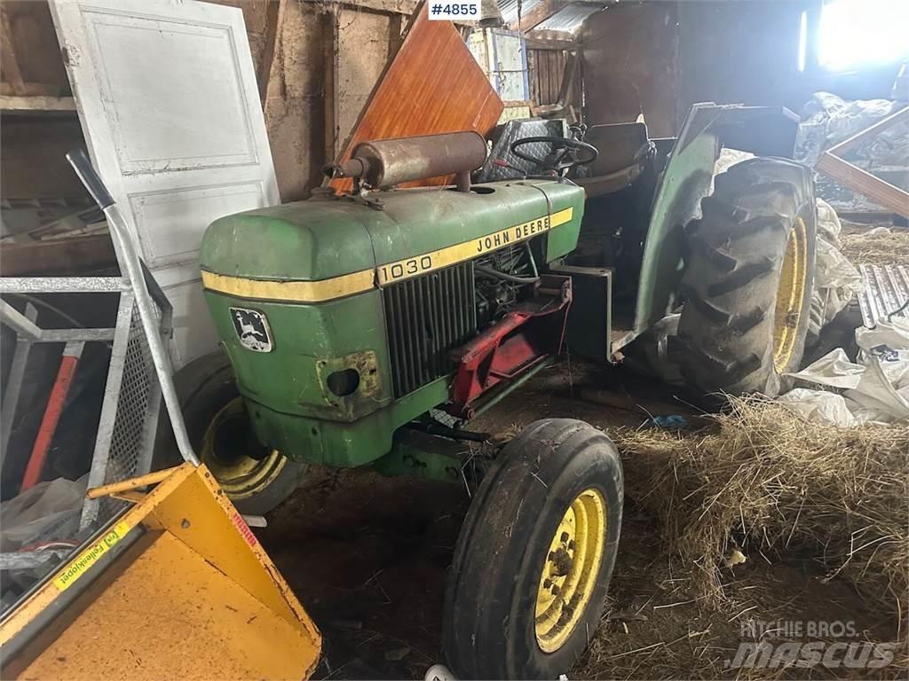 John Deere 1030 Traktorok