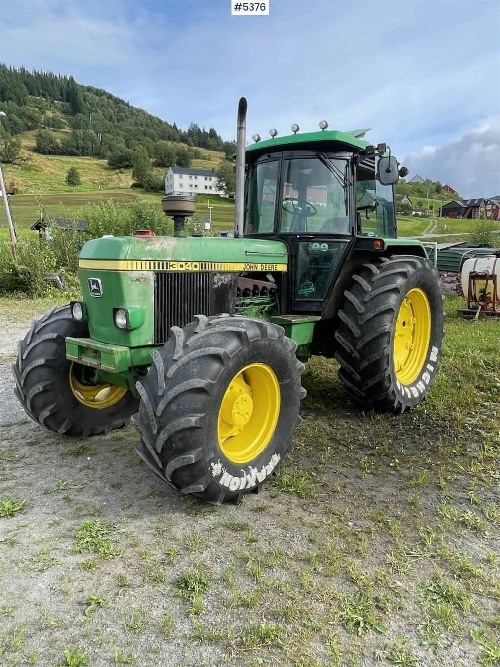 John Deere 3040HL Traktorok