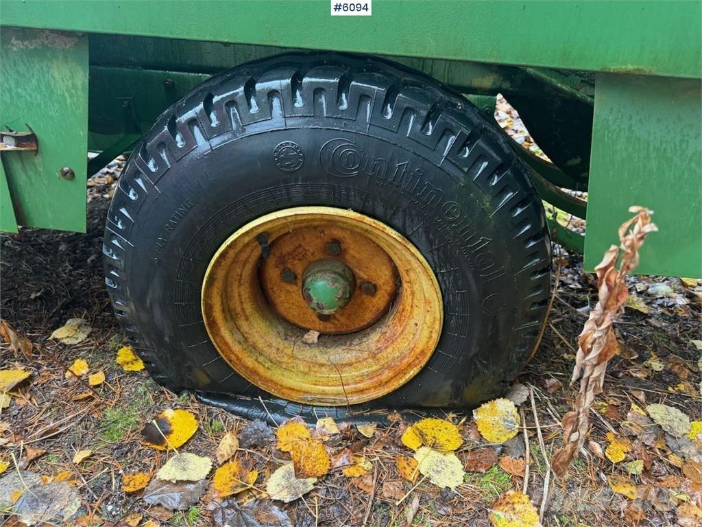 John Deere 332 Egyéb betakarító felszerelések