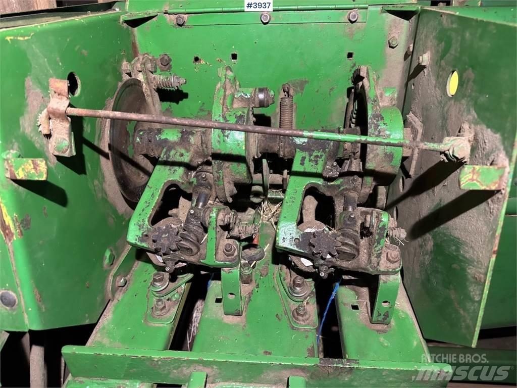 John Deere 332 A Egyéb betakarító felszerelések