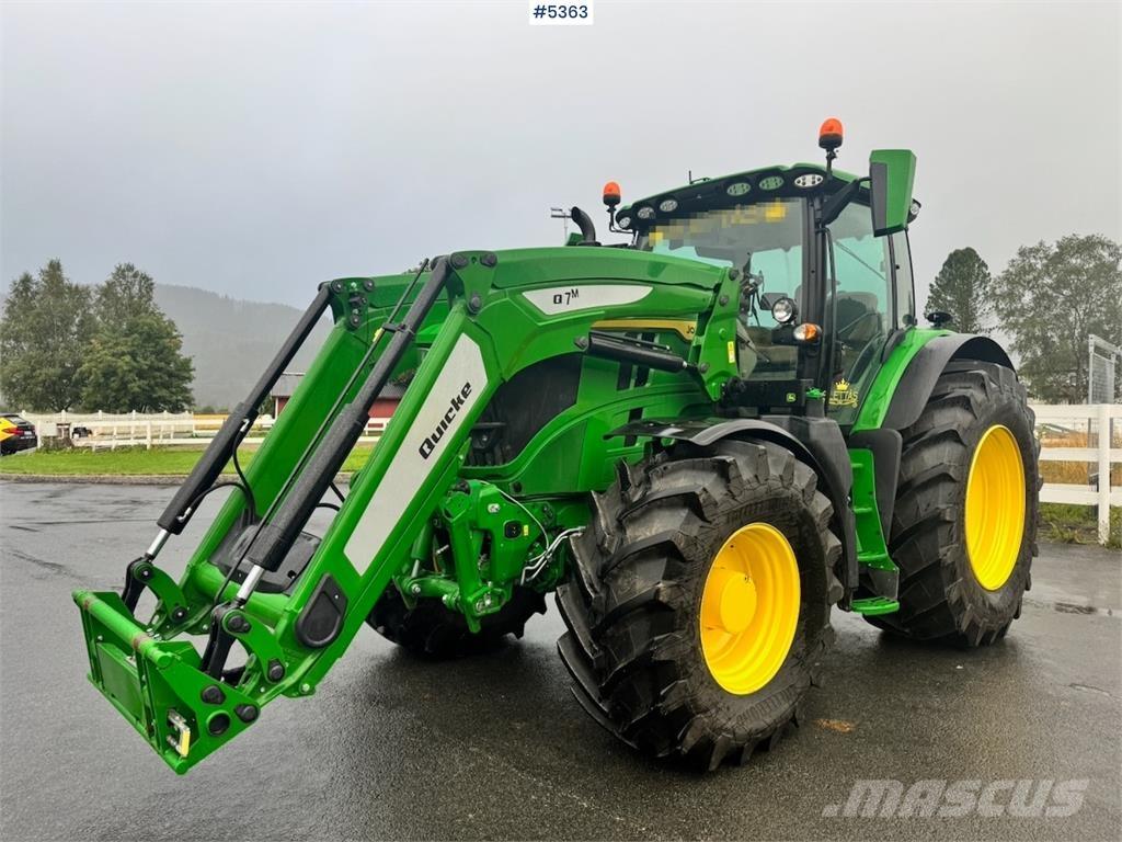 John Deere 6R 215 Traktorok