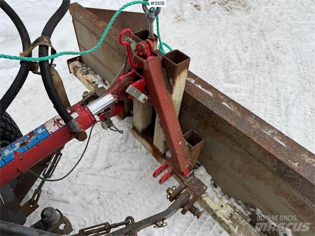 Kubota B1700 Traktorok