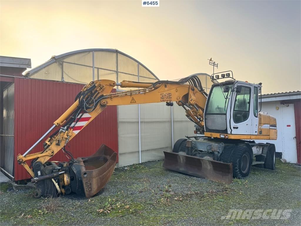 Liebherr 312 Lánctalpas kotrók