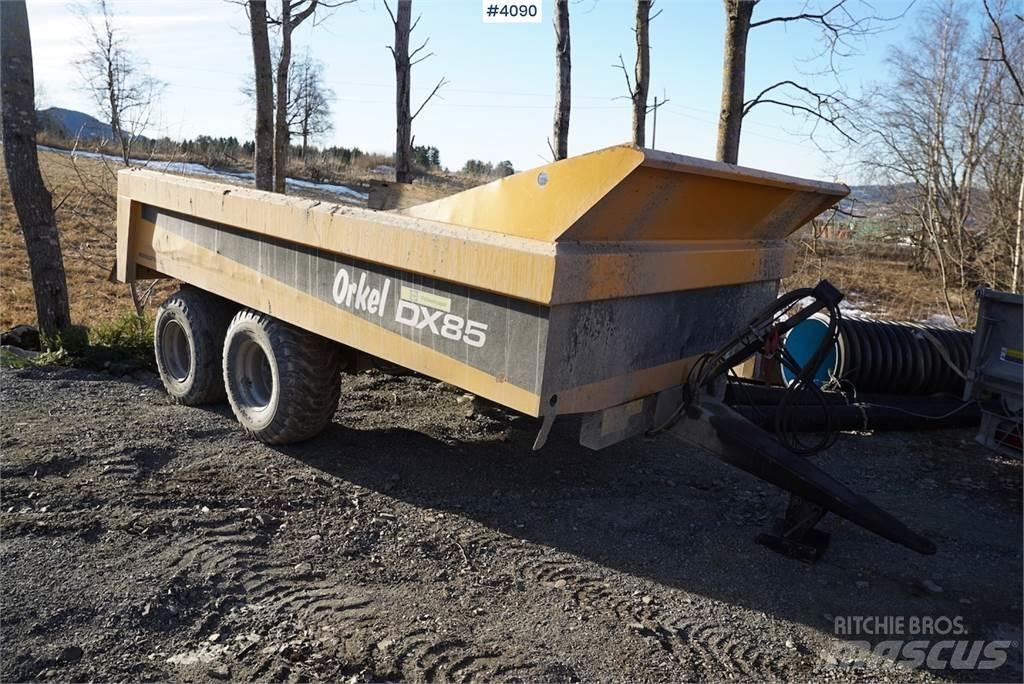Orkel DX85 Gabona átrakó kocsik