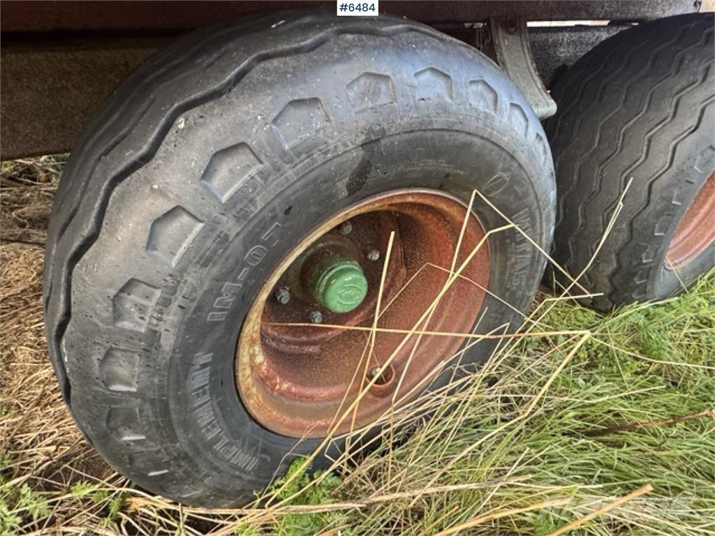 Orkel T90 Gabona átrakó kocsik