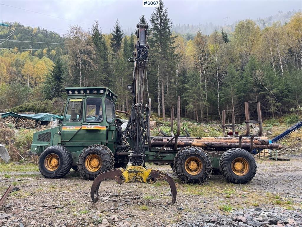  Øsa 250 FMG Kihordó daruk