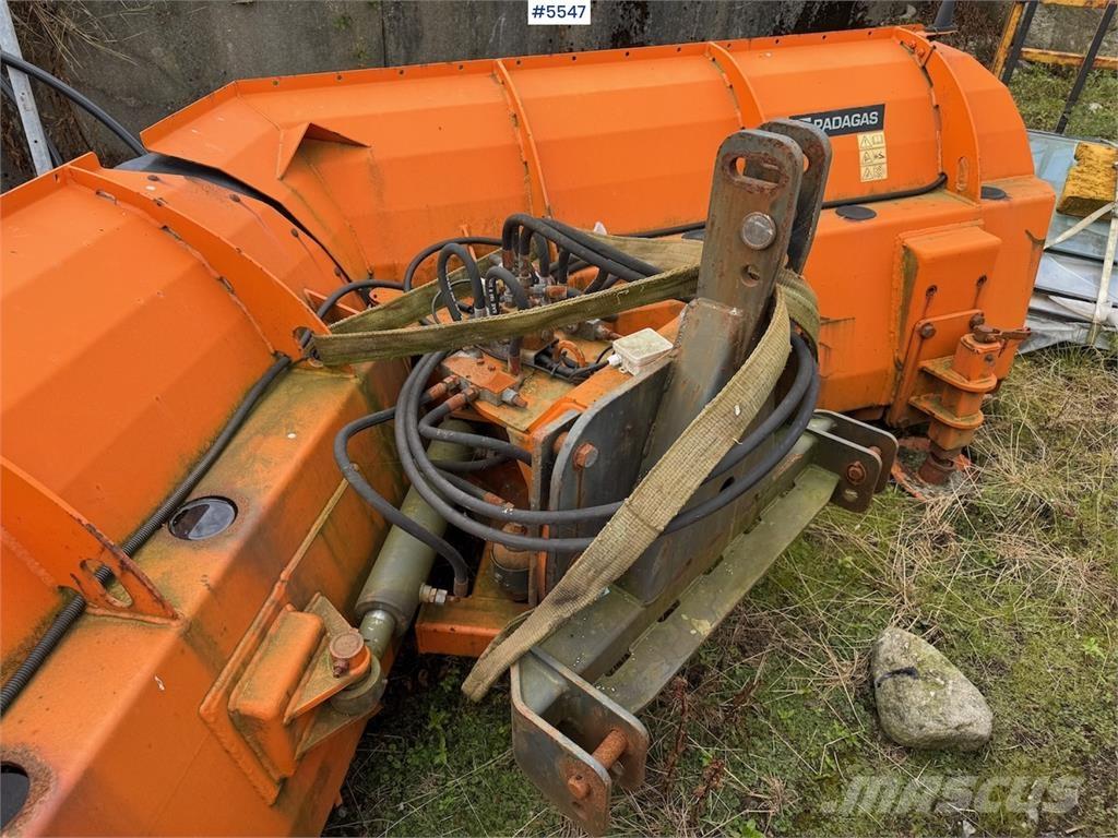 Padagas SSVL 37 Hóeltakarítók