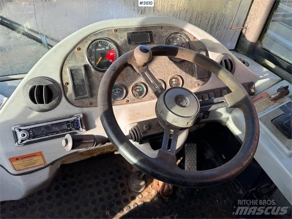 Terex TA25 Gumikerekes homlokrakodók