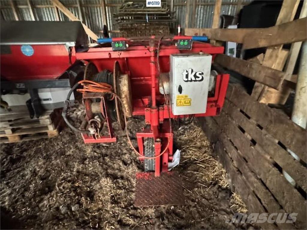 TKS F2 Egyéb betakarító felszerelések