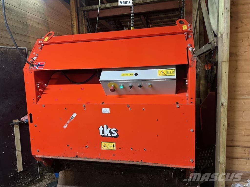 TKS K2 Egyéb betakarító felszerelések