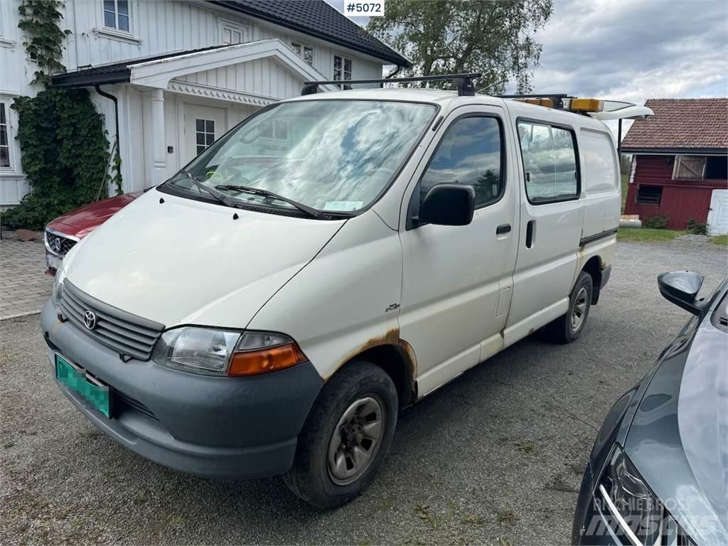 Toyota Hiace 4WD Transporterek