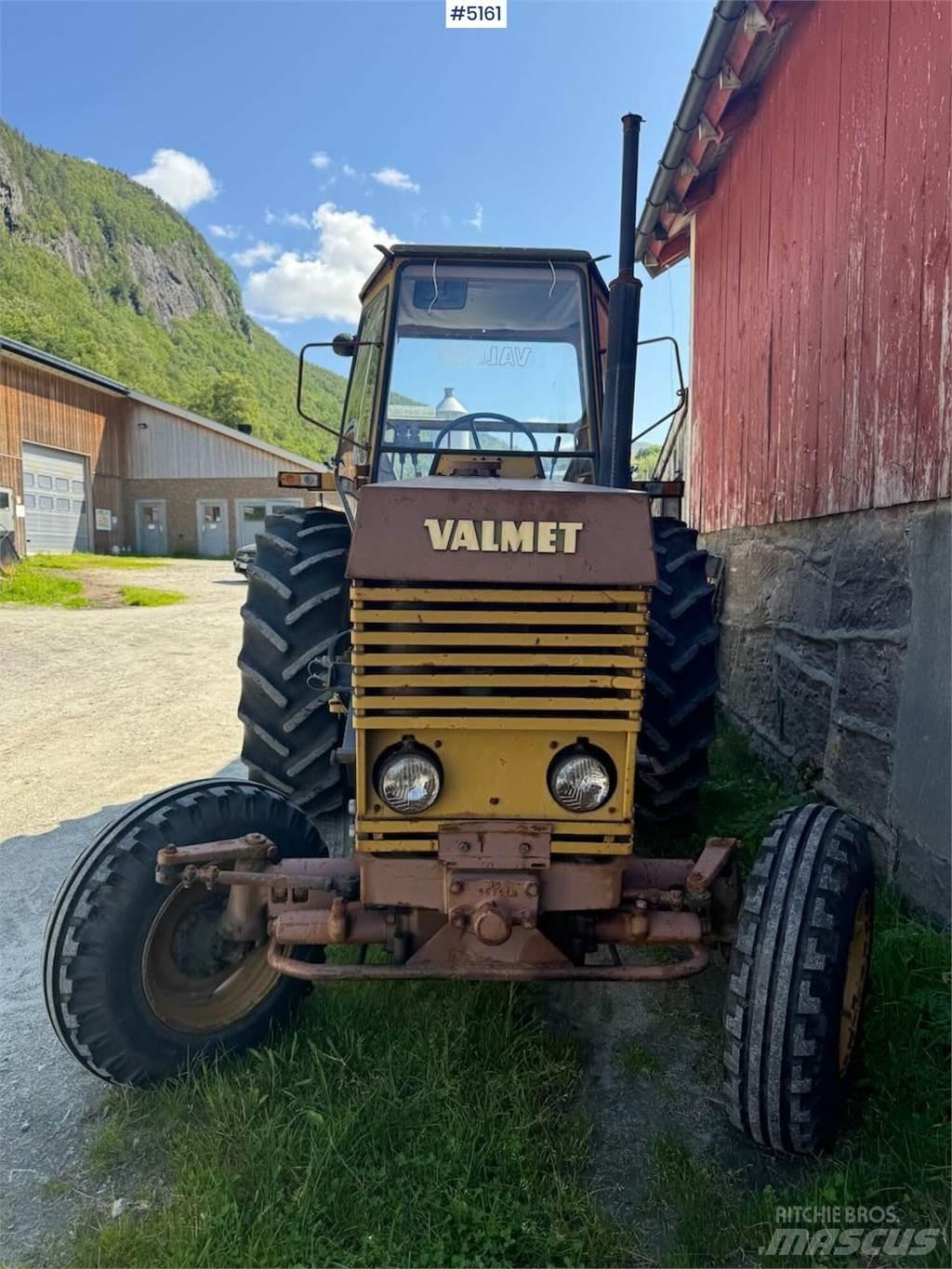 Valmet 702 Traktorok