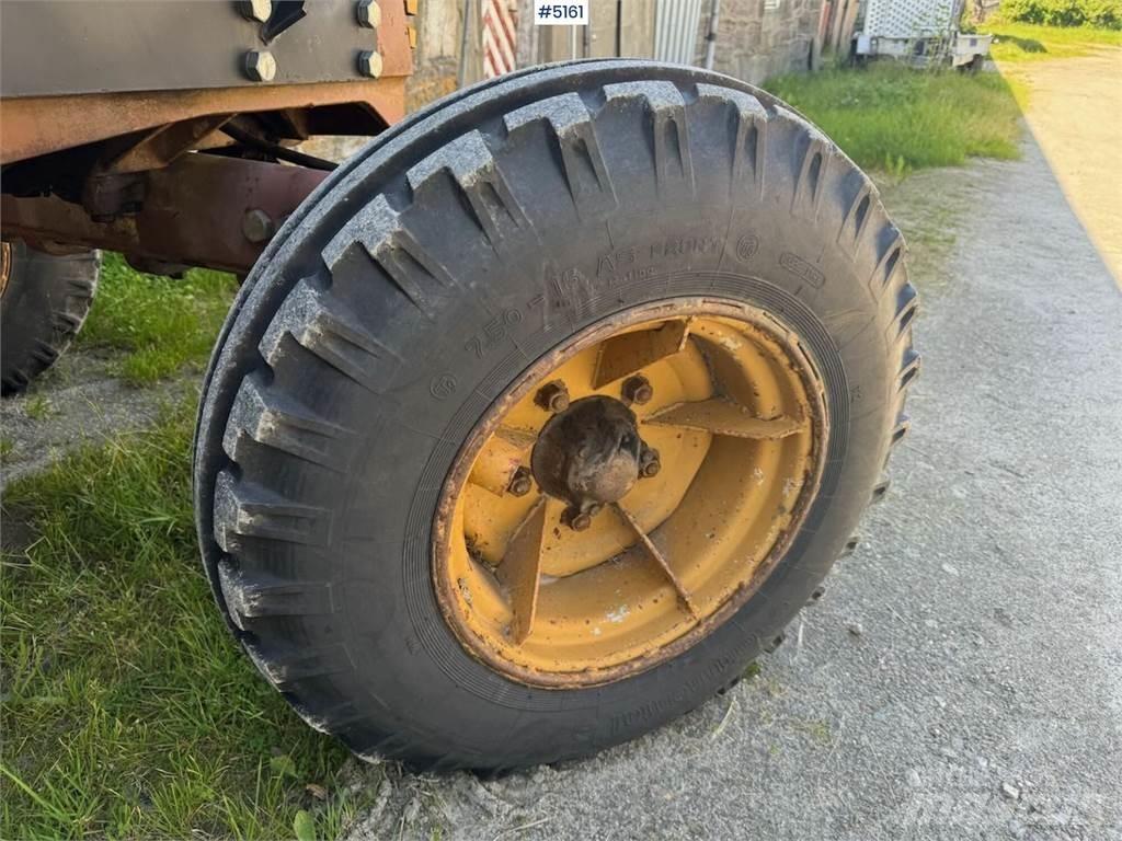 Valmet 702 Traktorok