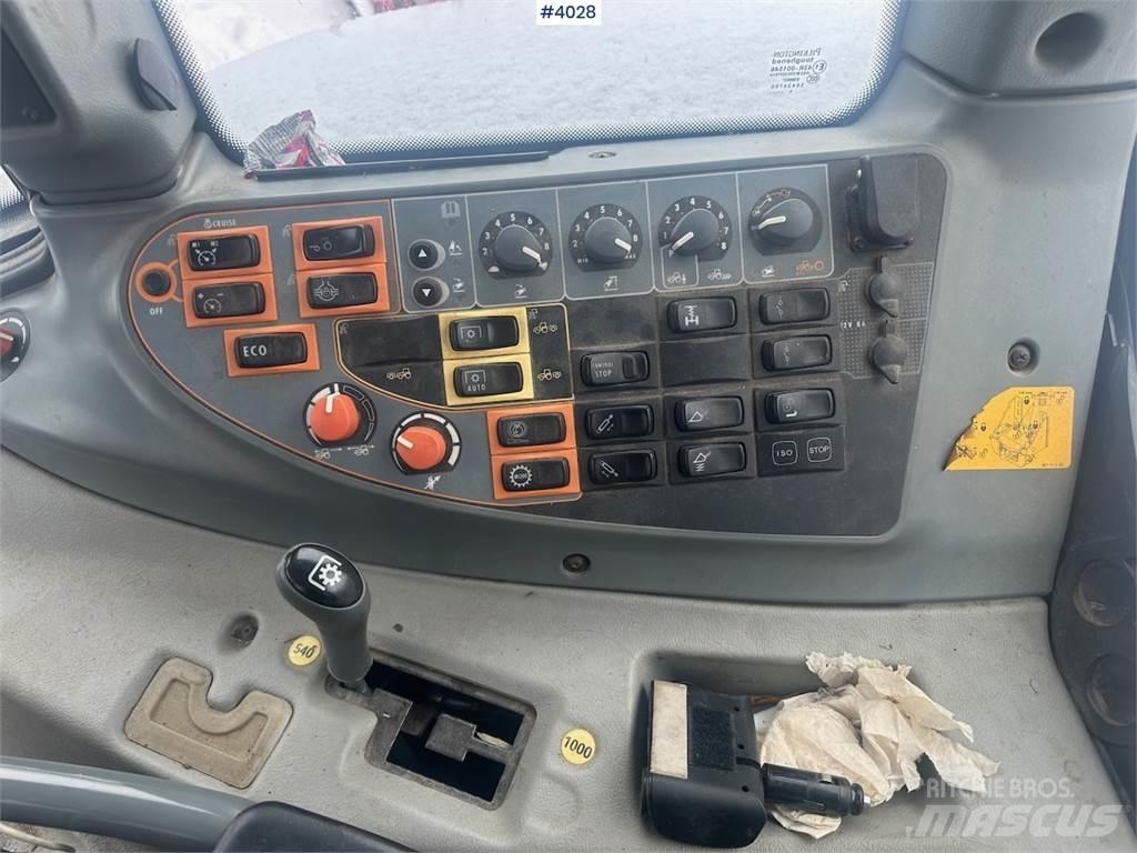 Valtra N122 Traktorok