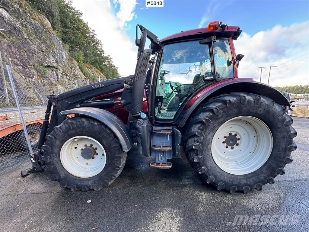Valtra N174 Traktorok