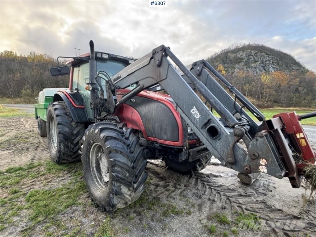 Valtra T190 Traktorok