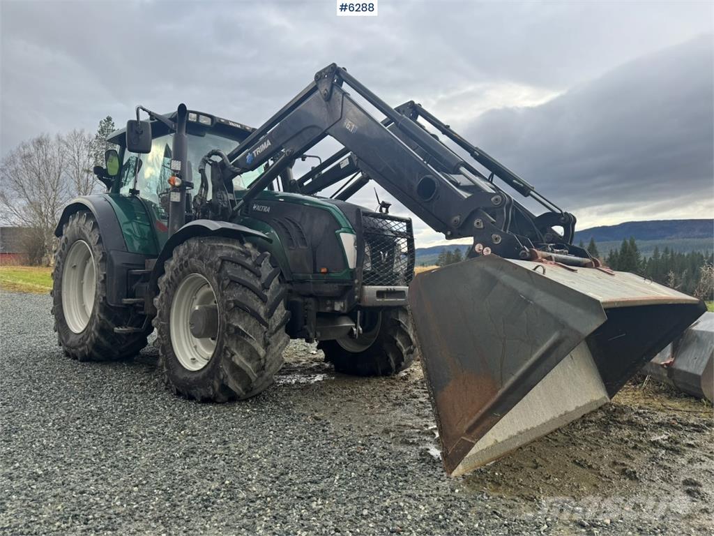 Valtra T203 Traktorok