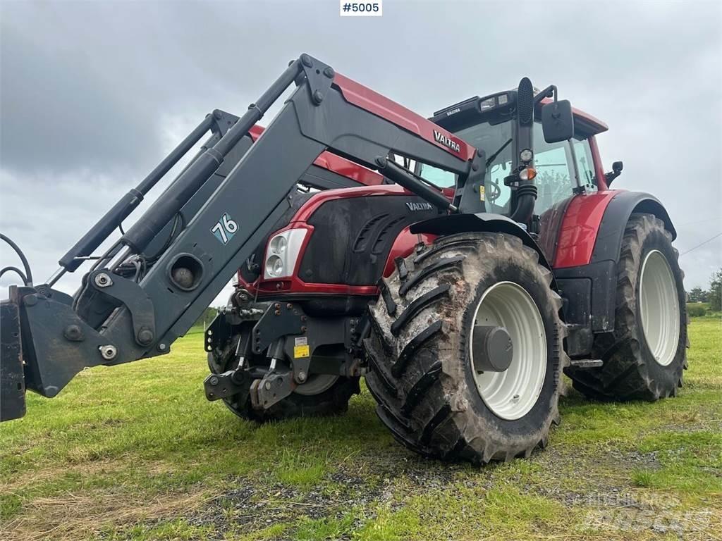 Valtra T213 Traktorok