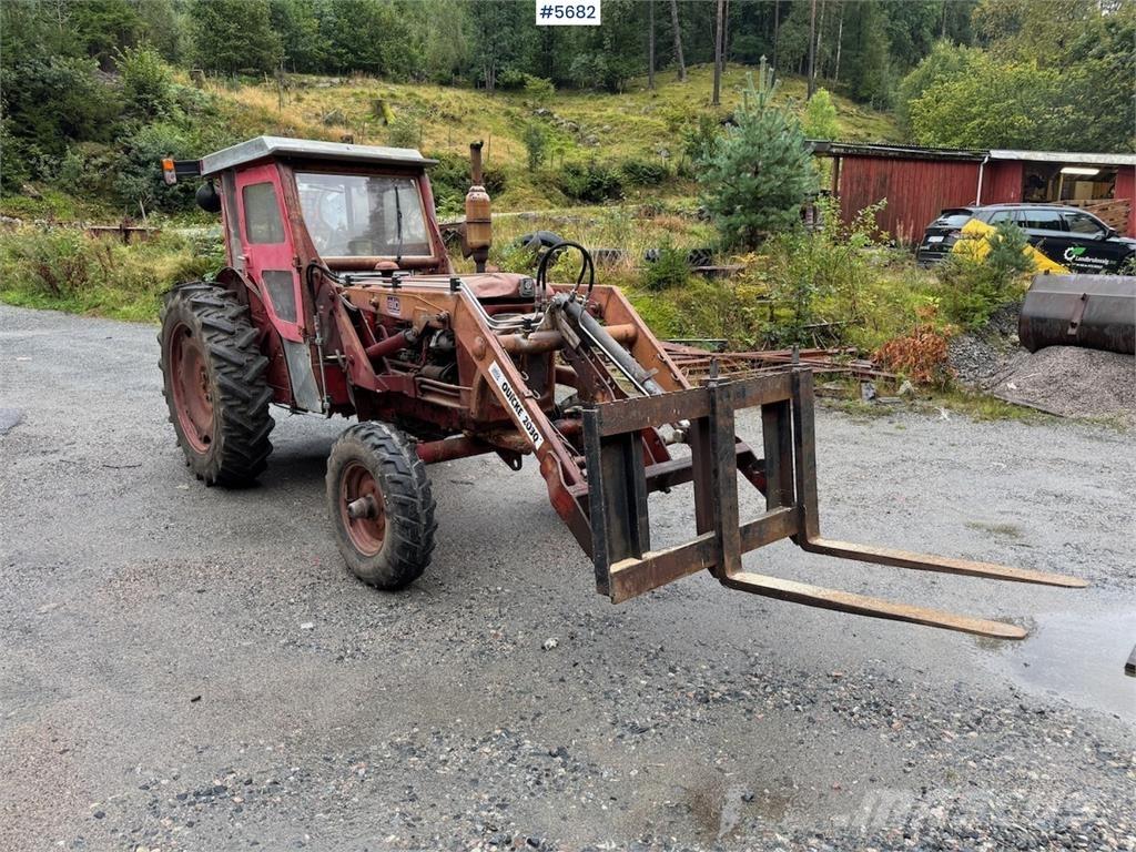 Volvo 400 Buster Traktorok