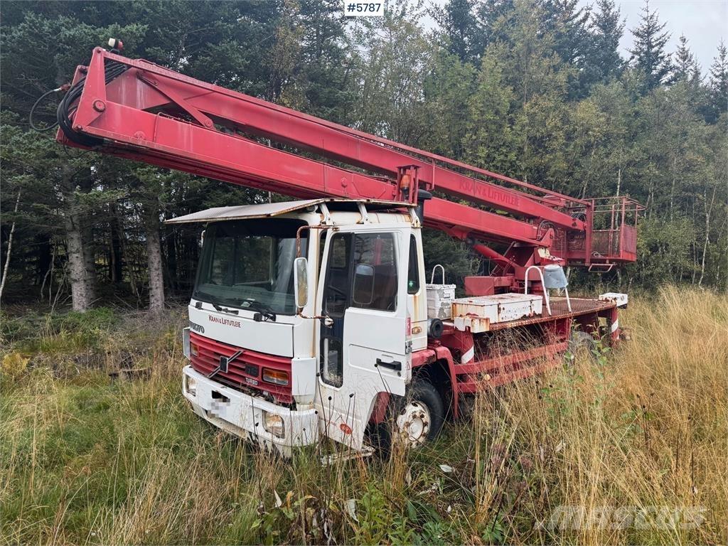 Volvo FL614 Teherautóra szerelt emelők és állványok