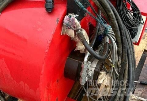  300 Hydraulisch Egyéb trágyázógépek és tartozékok