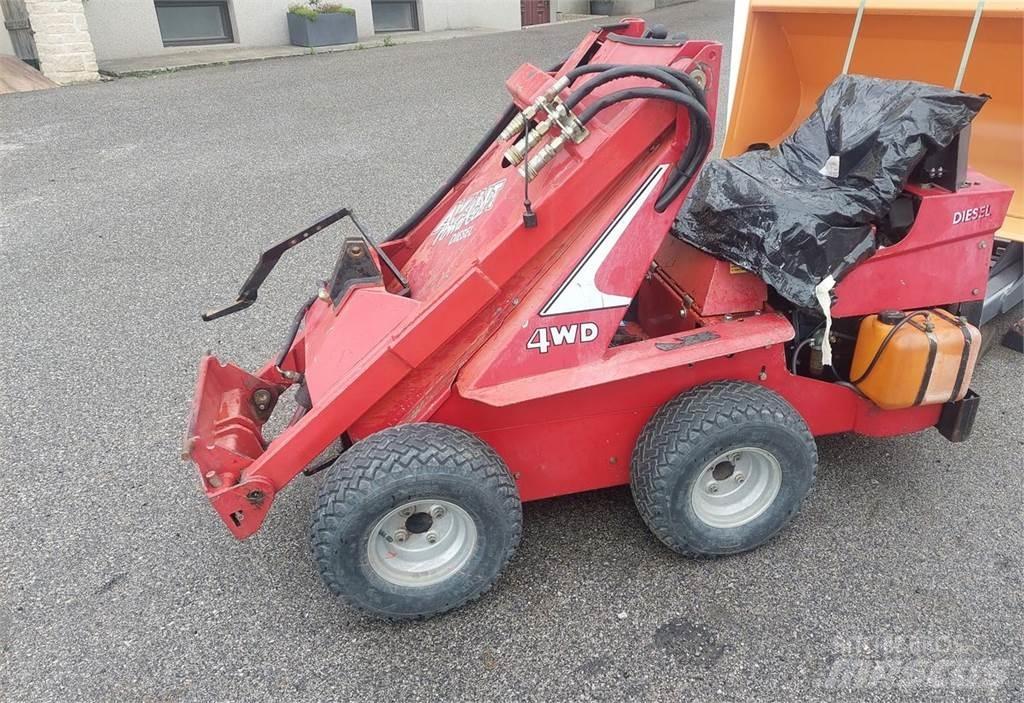 Avant 320 Homlokrakodók és kotrók