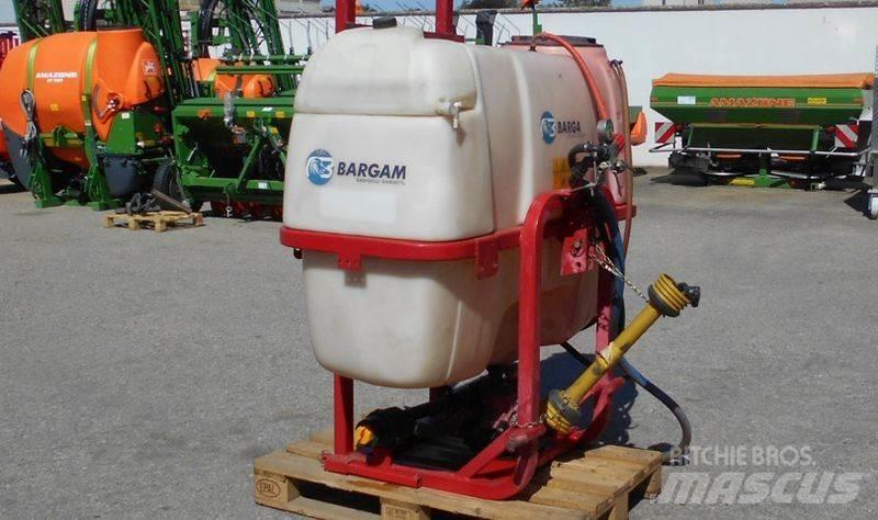 Bargam 600 Vontatott trágyaszórók