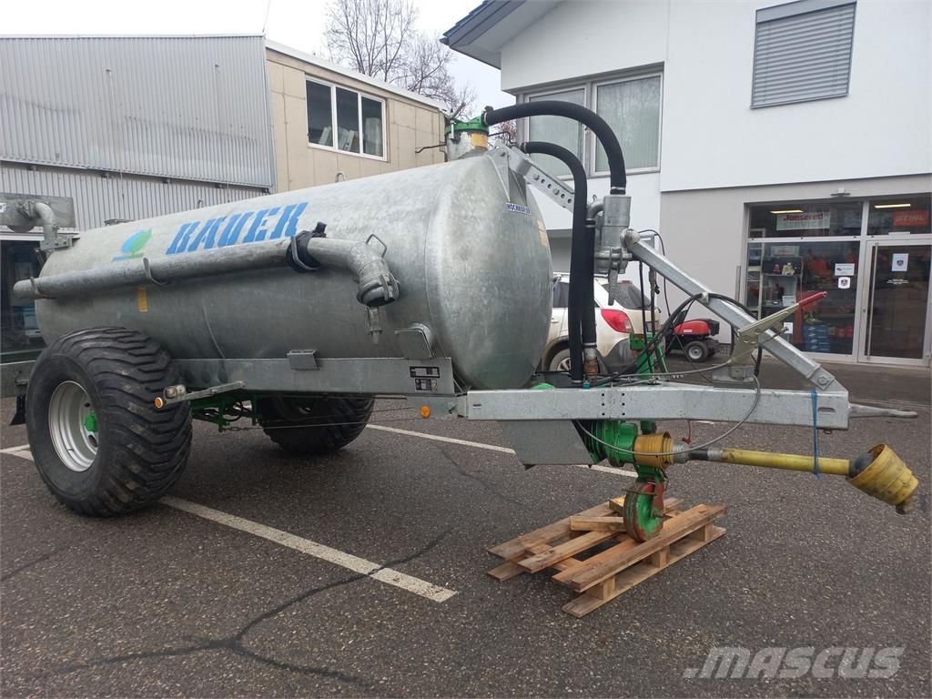 Bauer V 60 Poranyag tartályos