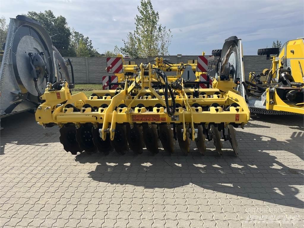 Bednar ATLAS AN3000 Tárcsás boronák