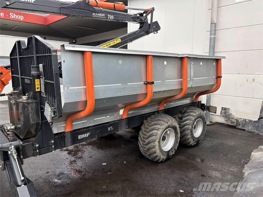 BMF 9T2+720 Erdészeti pótkocsik