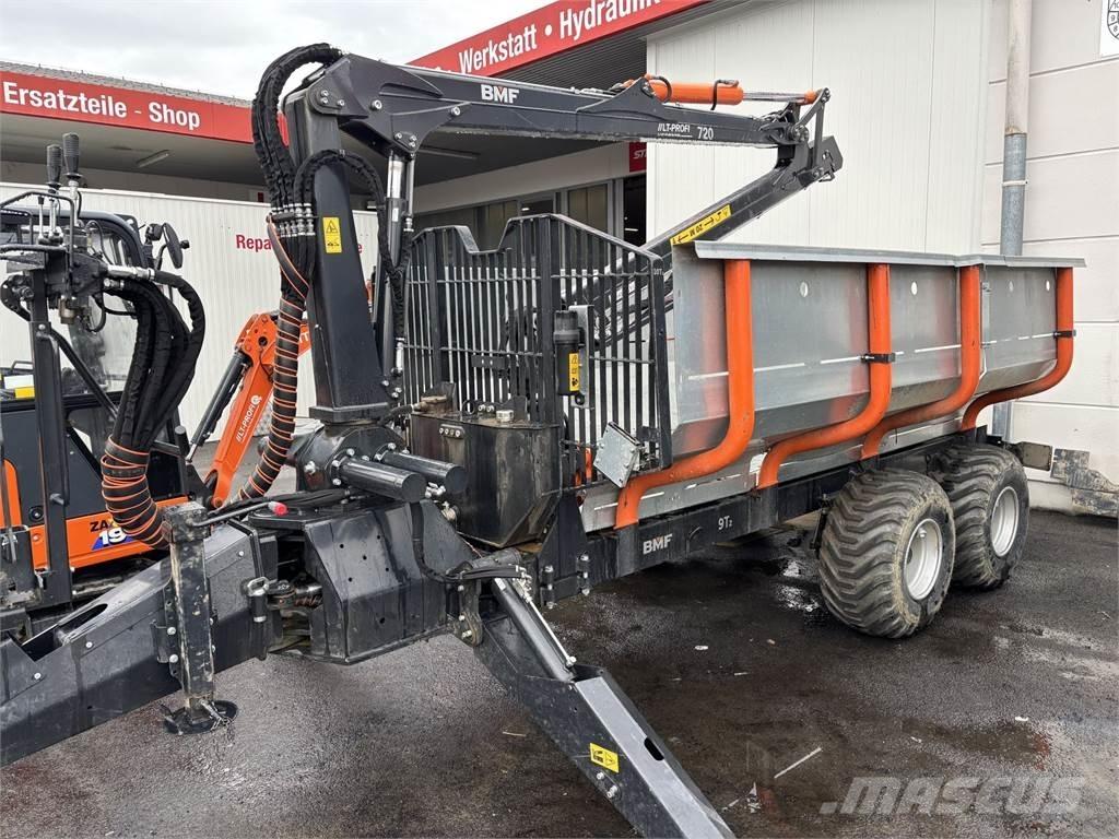 BMF 9T2+720 Erdészeti pótkocsik